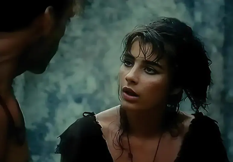 《激战丛林》绝了！这部4K高清完整版丛林冒险片，把人性考验拍得太震撼！《激战丛林》国语中字在线观看，这才是真正的身份博弈巅峰！