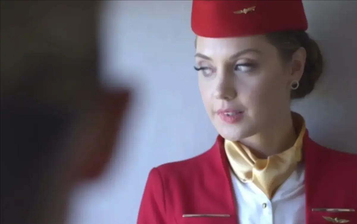 《法国空姐4》极致感官盛宴！《法国空姐4》未删减版1080P超清资源，万米高空悬疑迷局，情感张力拉满的沉浸式观影体验