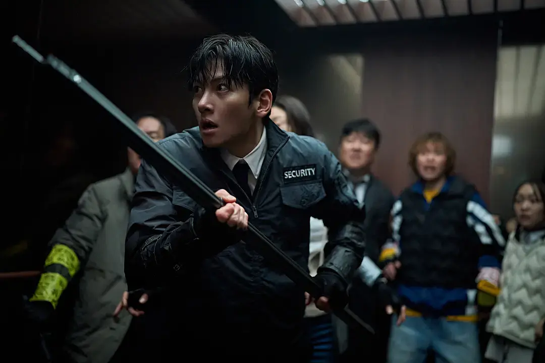《群体》超清未删减版：2026韩国丧尸大片《群体》全智贤具教焕主演完整版在线观看